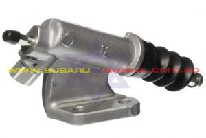 Bomba auxiliar del clutch Honda CRV 2005 Bomba auxiliar del clutch Honda CRV 2005