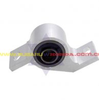 Buje grande izquierdo tijera delantera Subaru Forester 2001