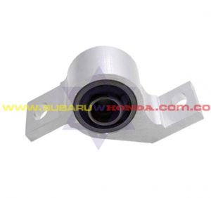 Buje grande izquierdo tijera delantera Subaru Forester 2001