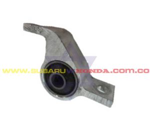 Buje grande derecho tijera delantera Subaru Forester 2008