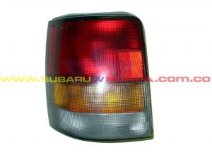 Stop trasero izquierdo Subaru Legacy 1993